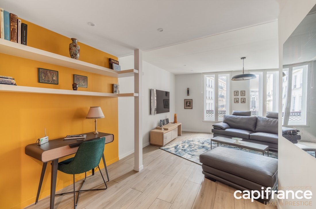 Apartment in Lorette-Martyrs, Paris 9e Arrondissement, Paris 2 - 19071584