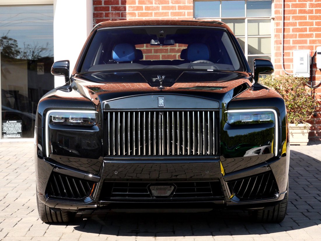 Suv in Beverly Hills, CA, United States 5 - 19075486