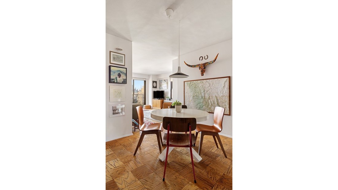 Co Op in New York, New York, United States 3 - 19075133