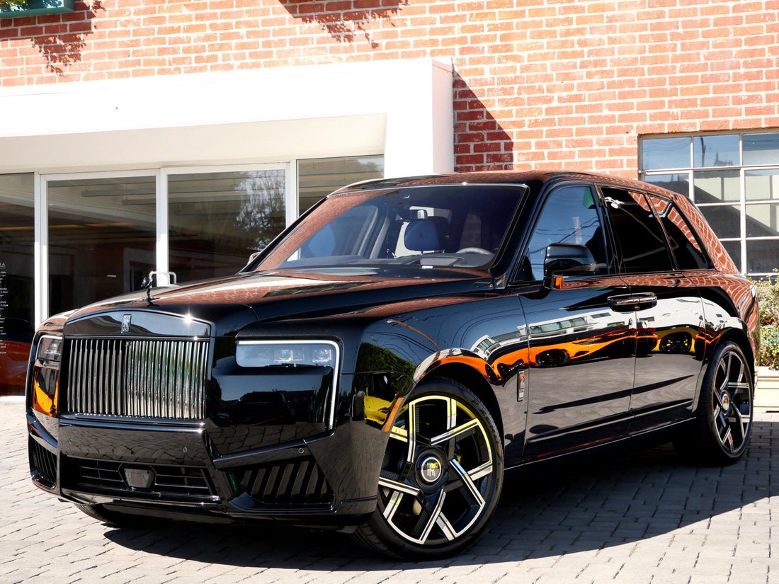 Suv in Beverly Hills, CA, United States 1 - 19075486
