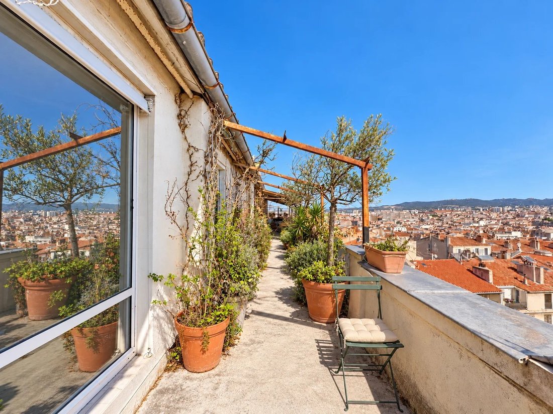 Apartment in Palais de Justice, 6e Arrondissement, Marseille 3 - 19075488