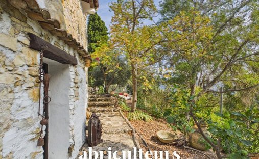 Maison à Cantaron, Provence-Alpes-Côte d'Azur, France 1
