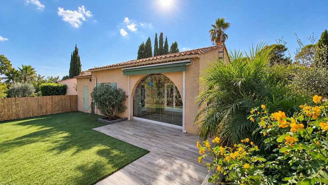 Villa in Le Dramont-Agay-Anthéor-Le Trayas, Saint-Raphaël, France 2 - 19075311