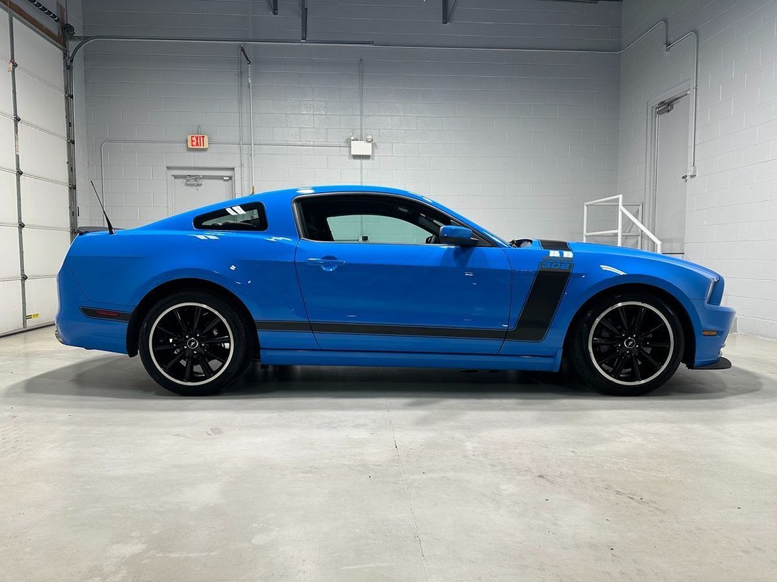 Coupe in Carol Stream, IL, United States 2 - 19070110