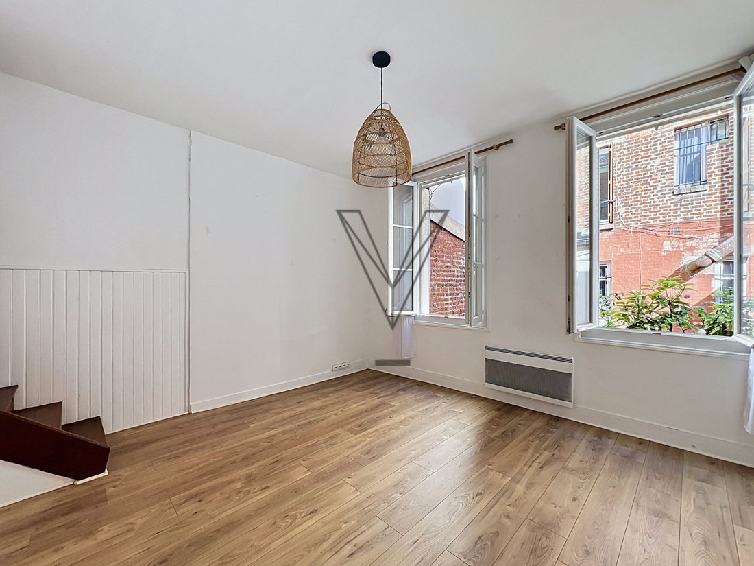 Apartment in Gambetta, Paris 20e Arrondissement, Paris 2 - 19070596