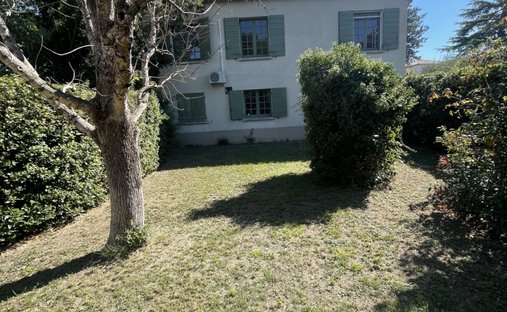 Haus in Centre, Pelissanne, Frankreich 1
