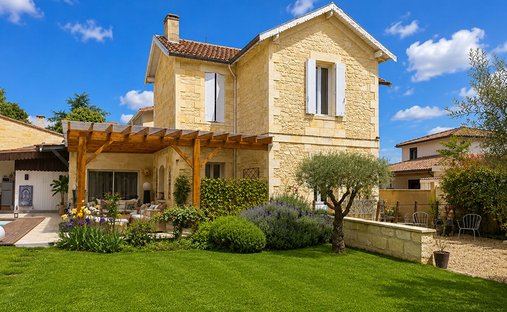 Villa à Libourne, Nouvelle-Aquitaine, France 1