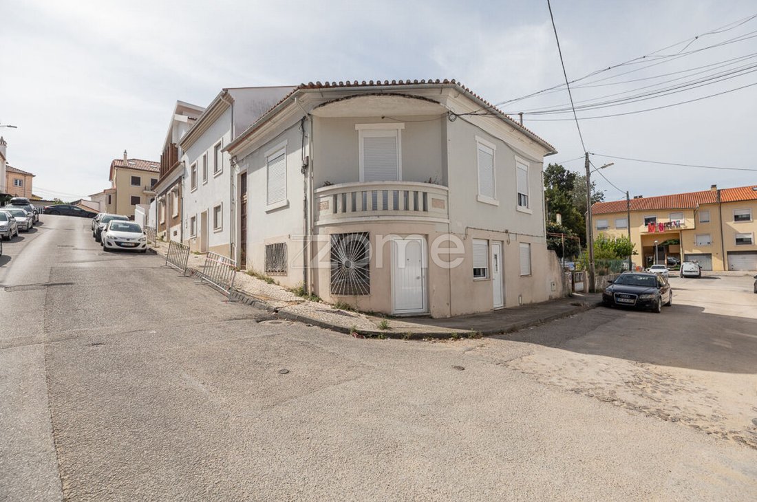 Casa a Santo Antonio dos Olivais, Distretto di Coimbra, Portogallo 2 - 17237599