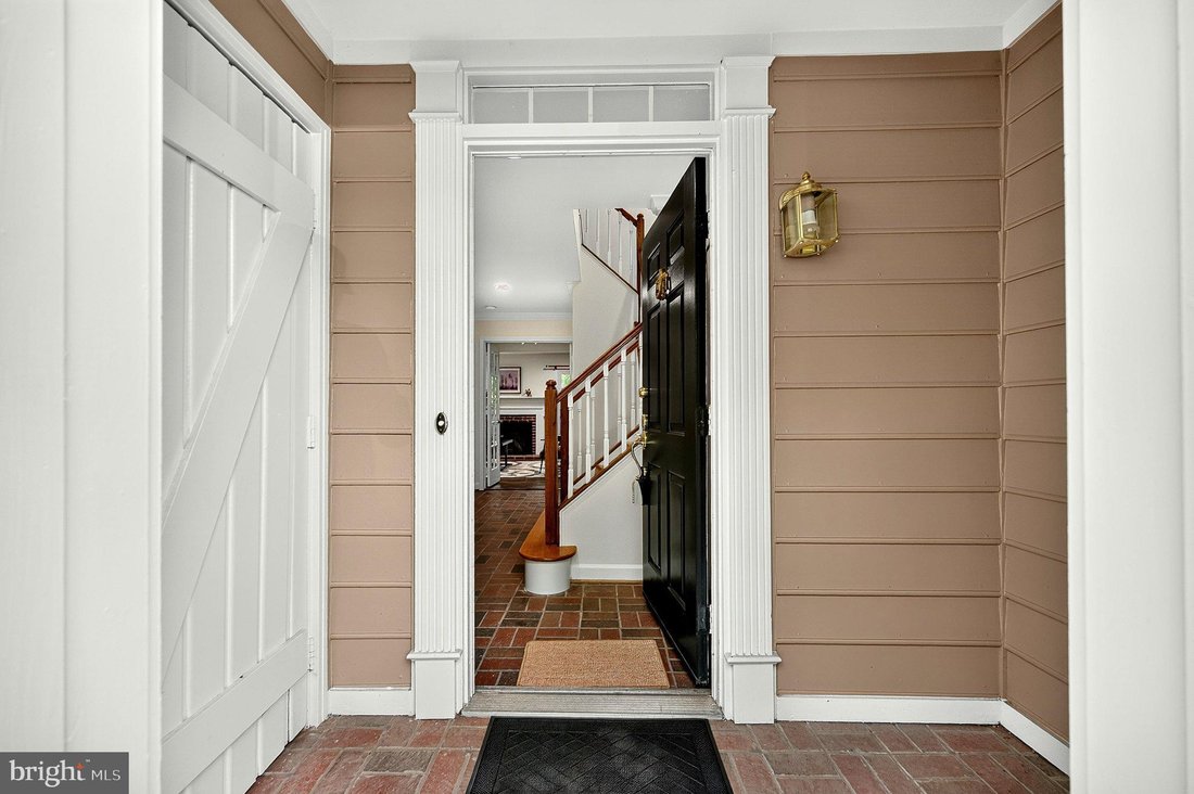 Residenza a Pimmit Hills, Virginia, Stati Uniti 3 - 19073012
