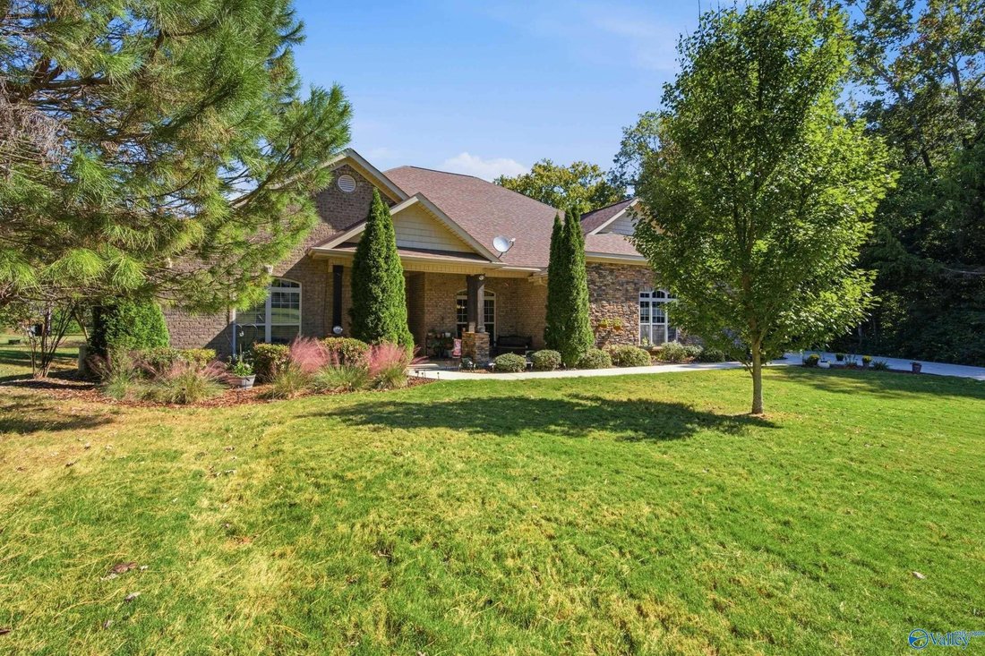 House in Redstone Arsenal, Alabama, United States 1 - 19073599
