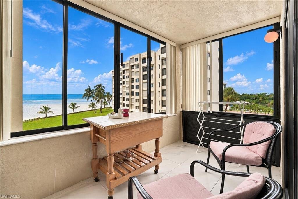 Condo in Fort Myers Beach, Florida, United States 2 - 19075504