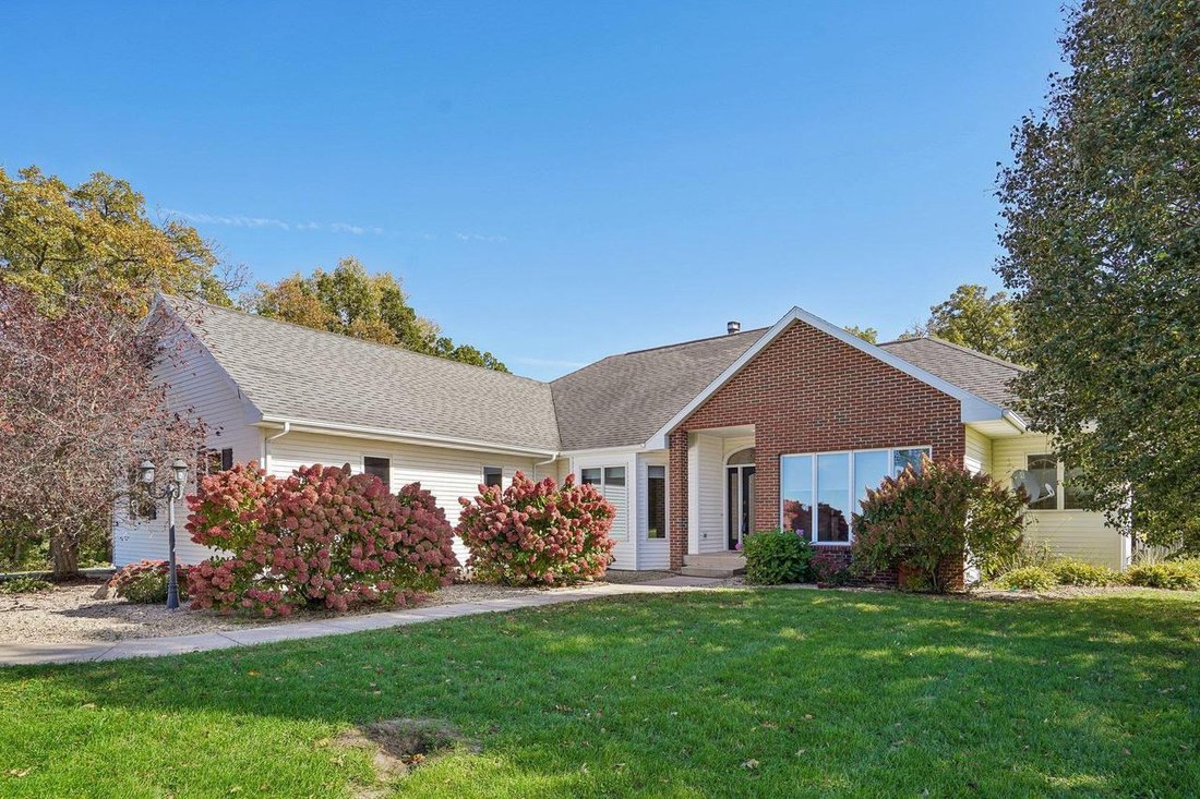 House in Sun Prairie, Wisconsin, United States 1 - 19073561
