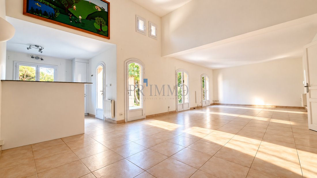 Villa à Le Dramont-Agay-Anthéor-Le Trayas, Saint-Raphaël, France 3 - 19075293
