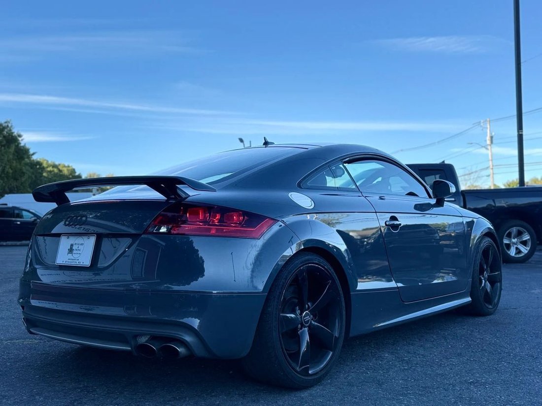 Coupe in Stoughton, MA, United States 5 - 19072118