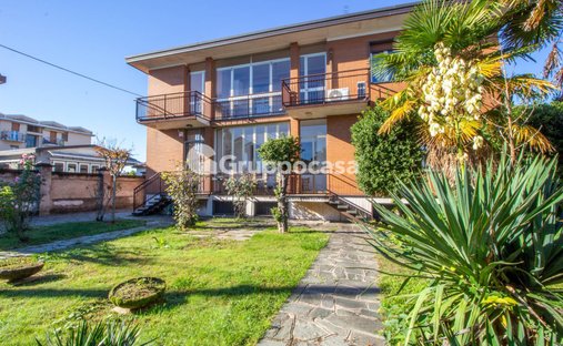 Villa en Magenta, Lombardía, Italia 1