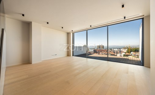 Apartment in Braga (Maximinos, Se e Cividade), Braga, Portugal 1