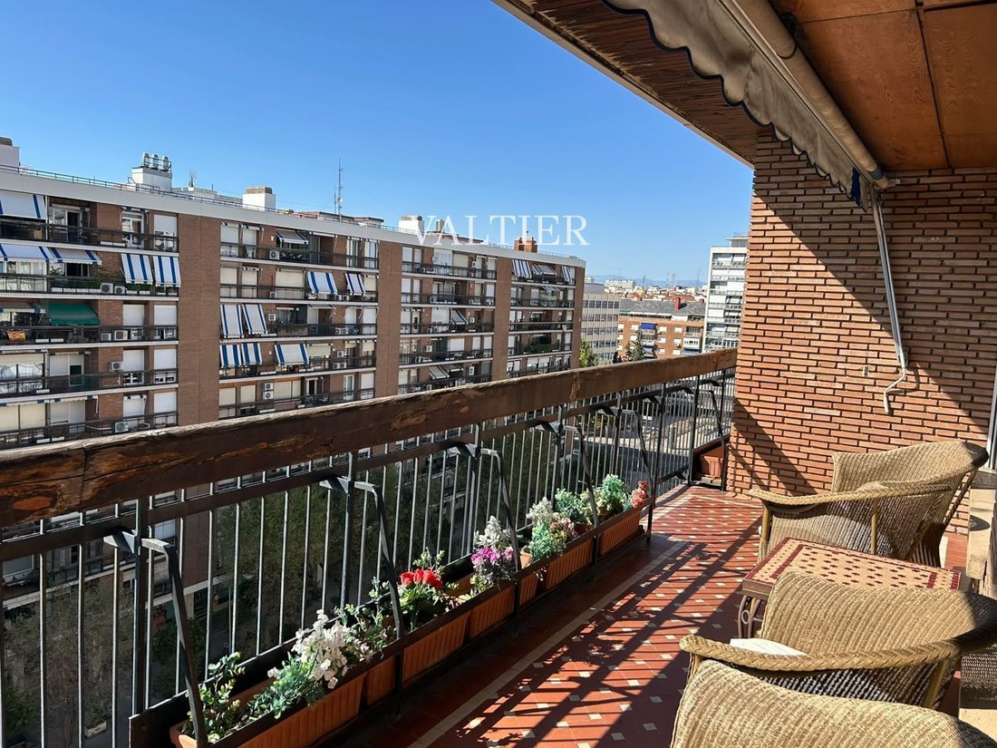 House in Chamberi, Madrid, Spain 3 - 19075015