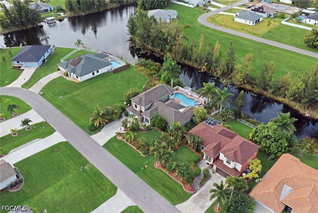 Casa a Cape Coral, Florida, Stati Uniti 5 - 19074028