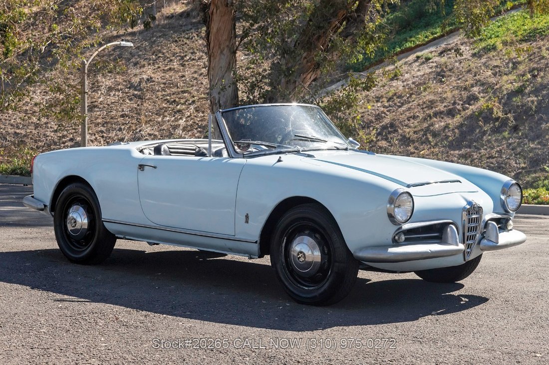 Alfa Romeo Giulia Spider in Los Angeles, CA 4 - 19075455