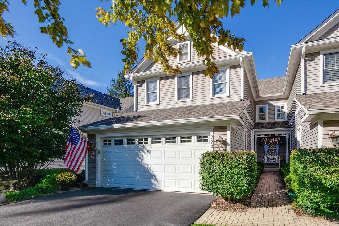 Condo in Libertyville, Illinois, United States 3 - 19069460