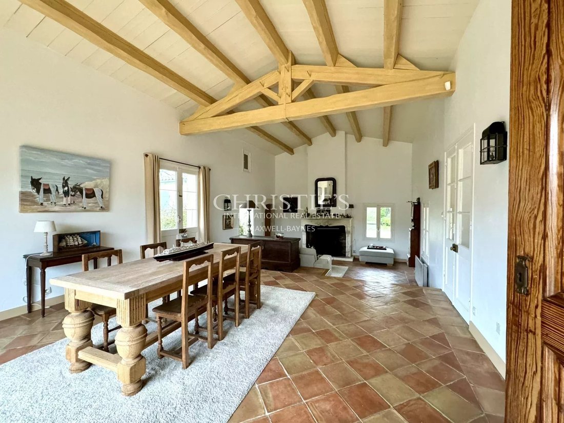 House in Sainte-Marie-de-Ré, Nouvelle-Aquitaine, France 2 - 19070676