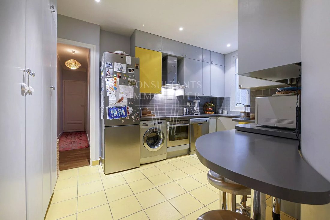Apartment in Emeriau-Zola, Paris 15e Arrondissement, Paris 4 - 19069663