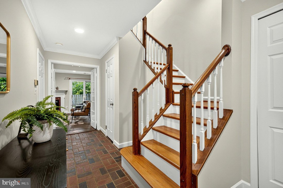 Residenza a Pimmit Hills, Virginia, Stati Uniti 5 - 19073012
