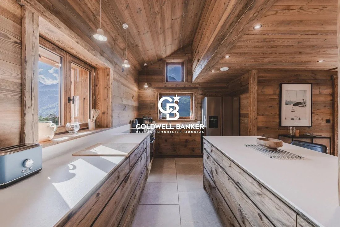 Chalet in Manigod, Auvergne-Rhône-Alpes, France 5 - 19070691