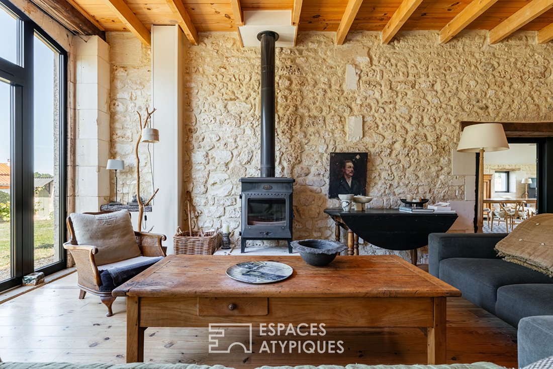 Villa in Pons, Nouvelle-Aquitaine, France 2 - 19075654