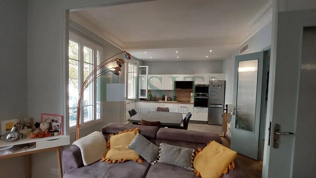 Apartment in Liberation, Nice, France 3 - 19069207