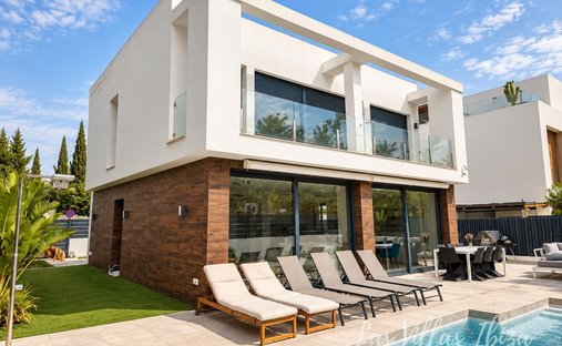 Villa in Jesus, Santa Eularia des Riu, Balearic Islands 1