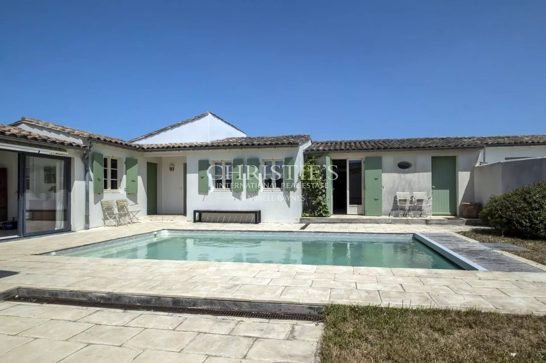 House in Sainte-Marie-de-Ré, Nouvelle-Aquitaine, France 1 - 19070676