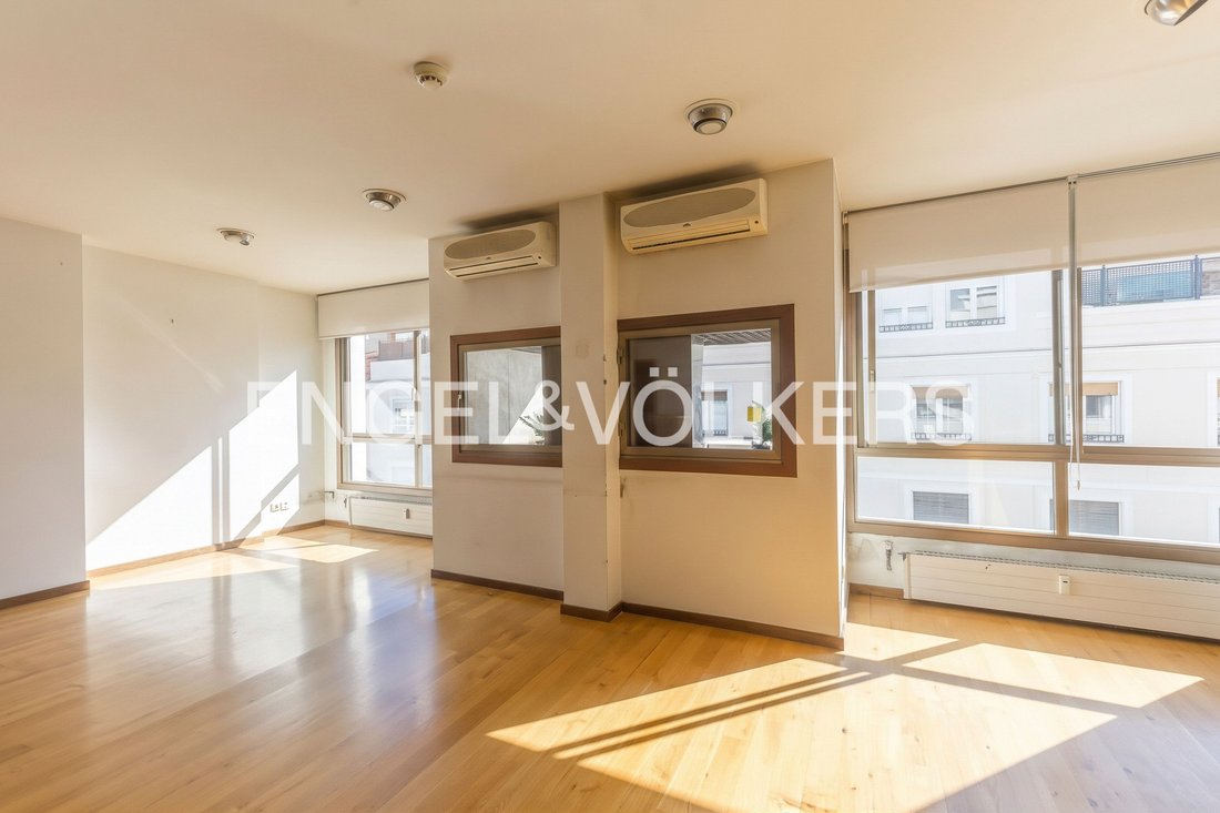 Apartment in Chamberi, Madrid, Spain 3 - 19075423