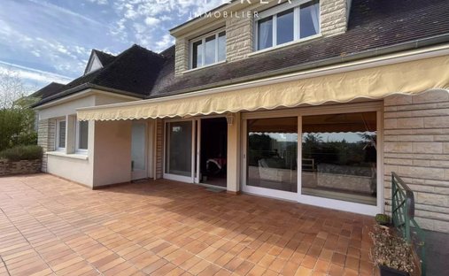 House in Villiers-Saint-Frederic, Ile-de-France, France 1
