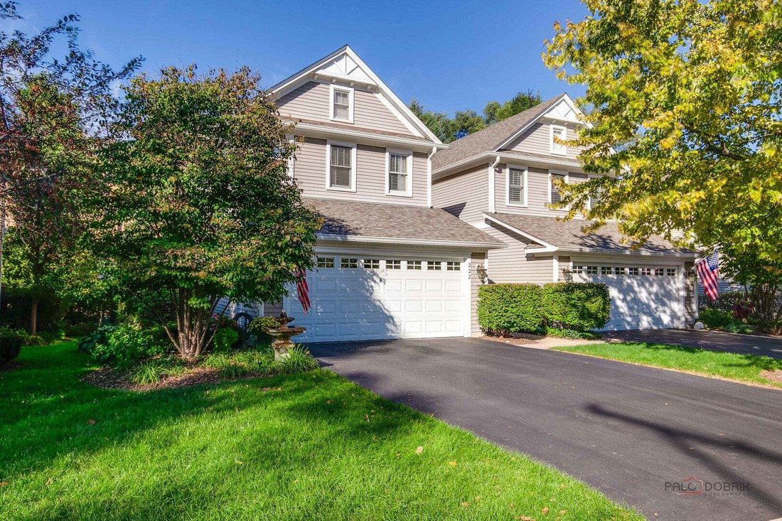 Condo in Libertyville, Illinois, United States 2 - 19069460