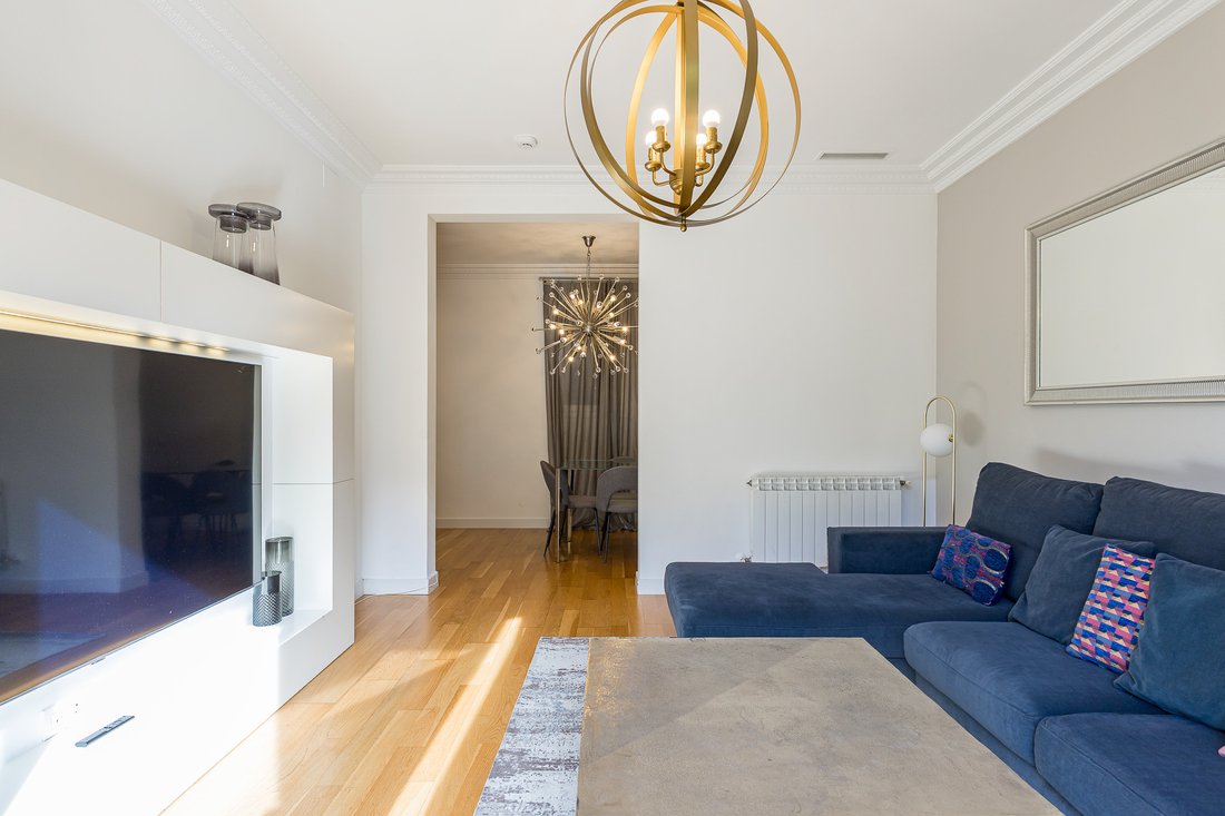 Apartment in Sarrià-Sant Gervasi, Barcelona, Spain 5 - 19074980