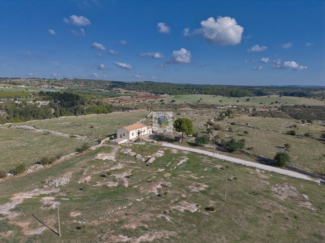 Casa de Campo en Noto, Sicilia, Italia 2 - 19075186