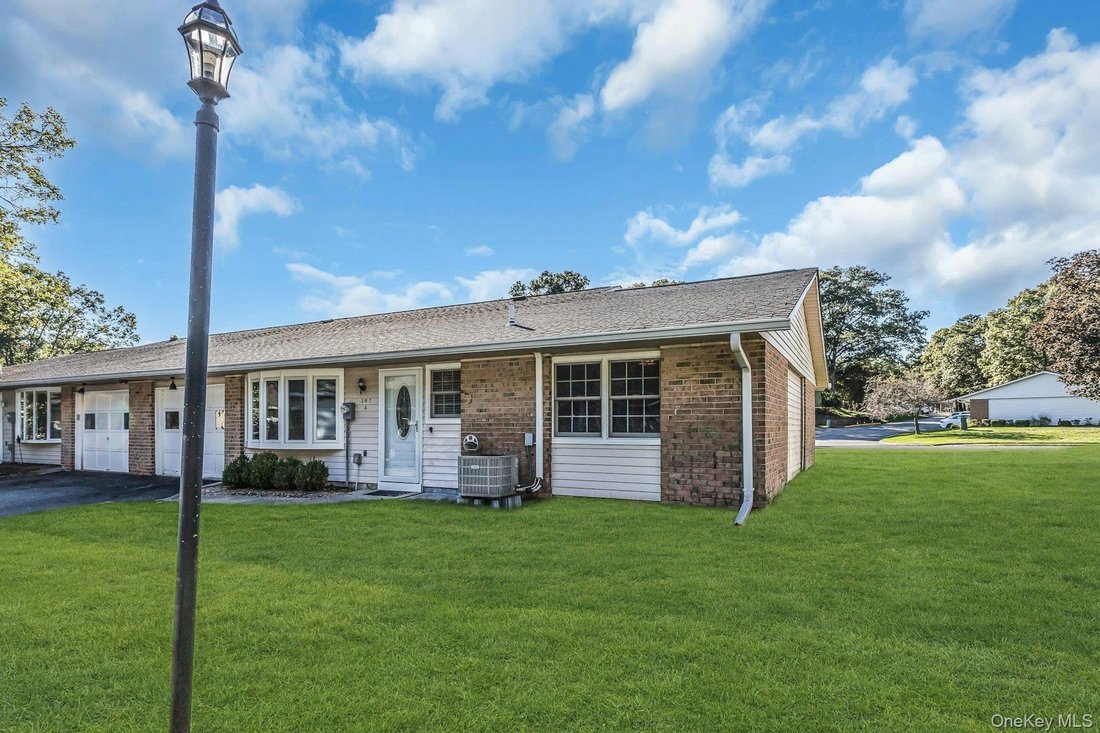 Condo in Ridge, New York, United States 4 - 19075140
