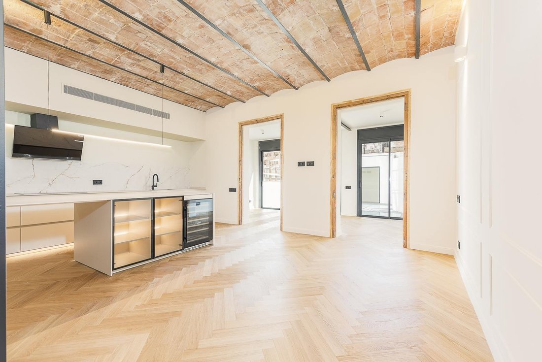 Apartment in Eixample, Barcelona, Spain 1 - 15009394
