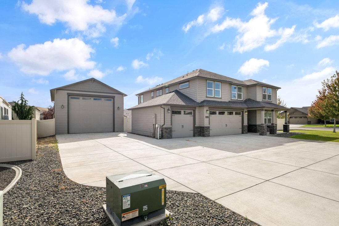 House in West Richland, Washington, United States 3 - 19072638