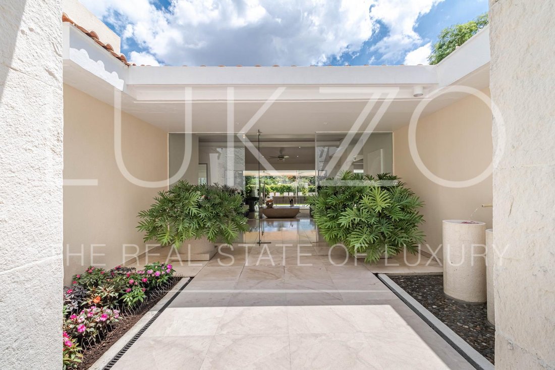 House in Cuernavaca, Morelos, Mexico 2 - 19072618