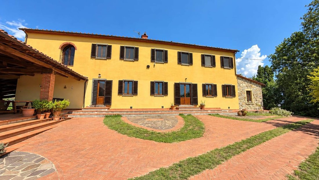Villa in Spazzavento - Pontelungo, Pistoia, Italy 1 - 19075198