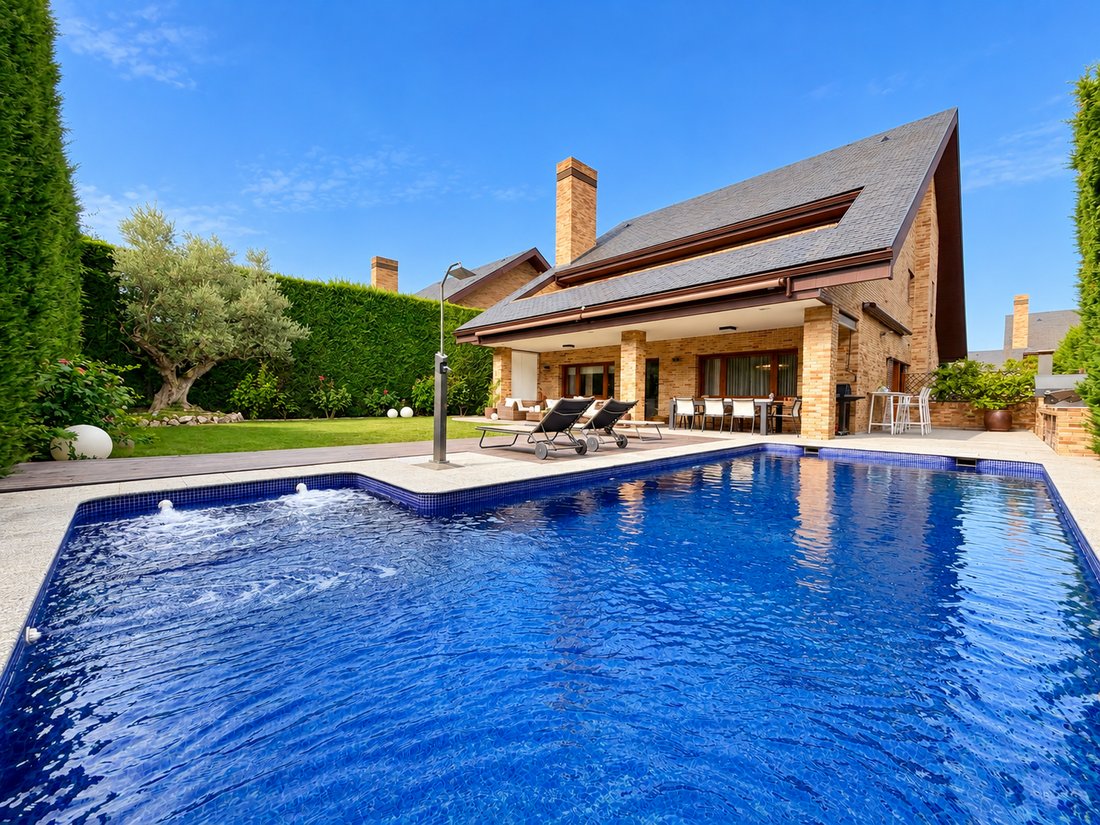 Chalet a Fuencarral-El Pardo, Madrid, Spagna 1 - 19070103