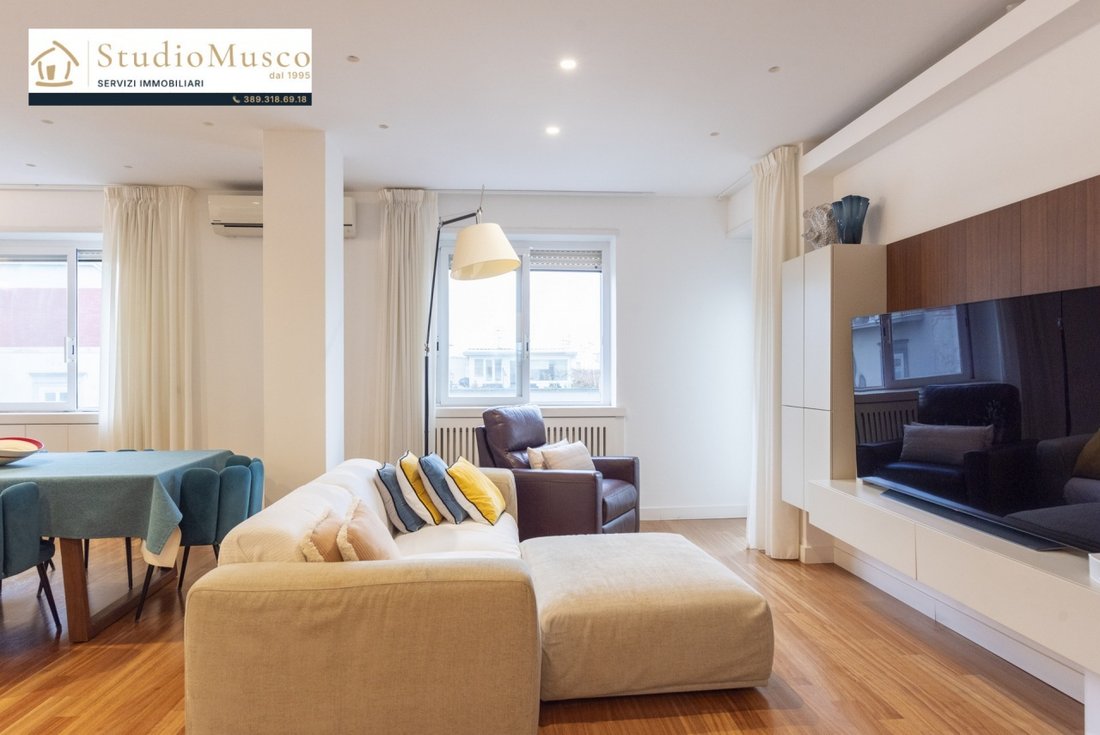 Apartamento en Vomero, Nápoles, Campania 5 - 19069127