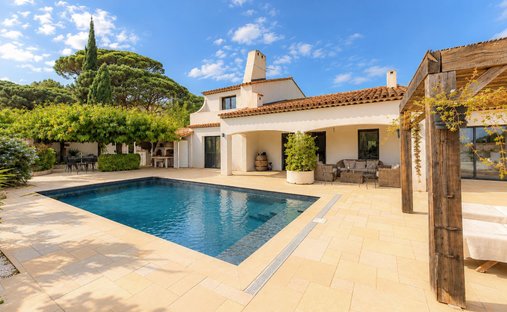 Villa in Ville-Les Saquedes-Le Bouillonnet, Sainte-Maxime, Frankreich 1