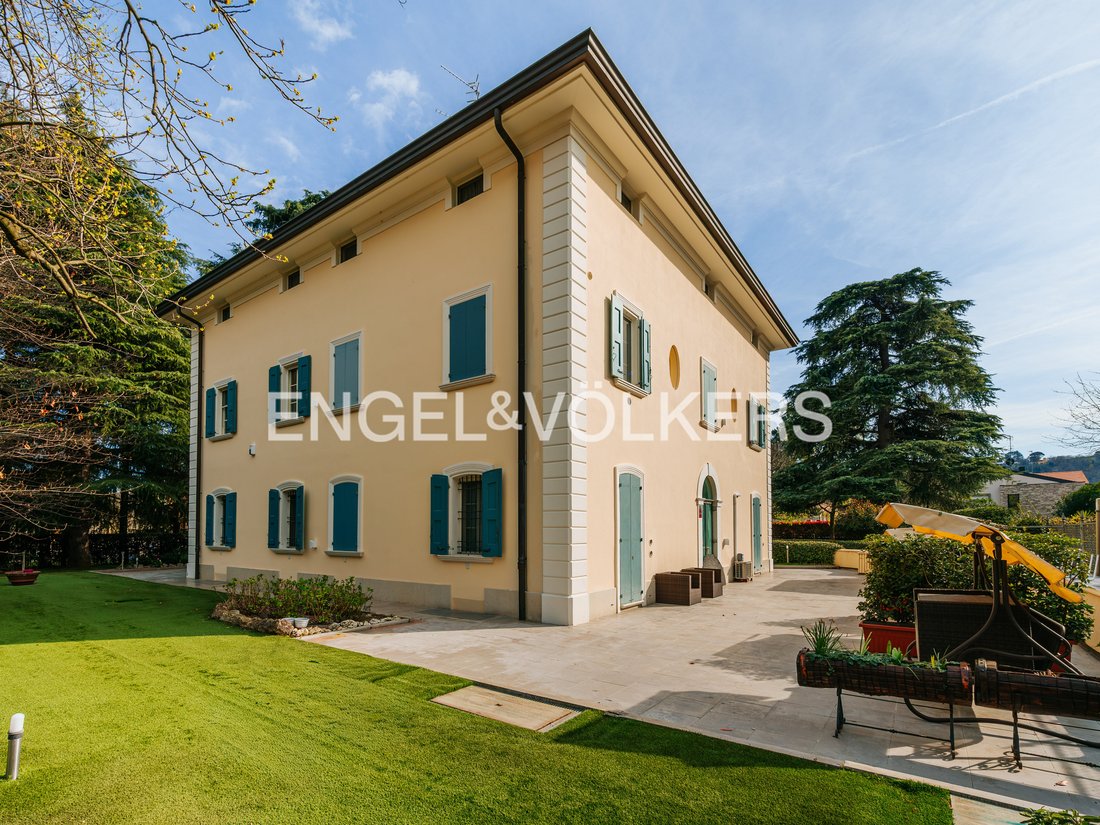 Villa in Sasso Marconi, Emilia-Romagna, Italy 1 - 19069422