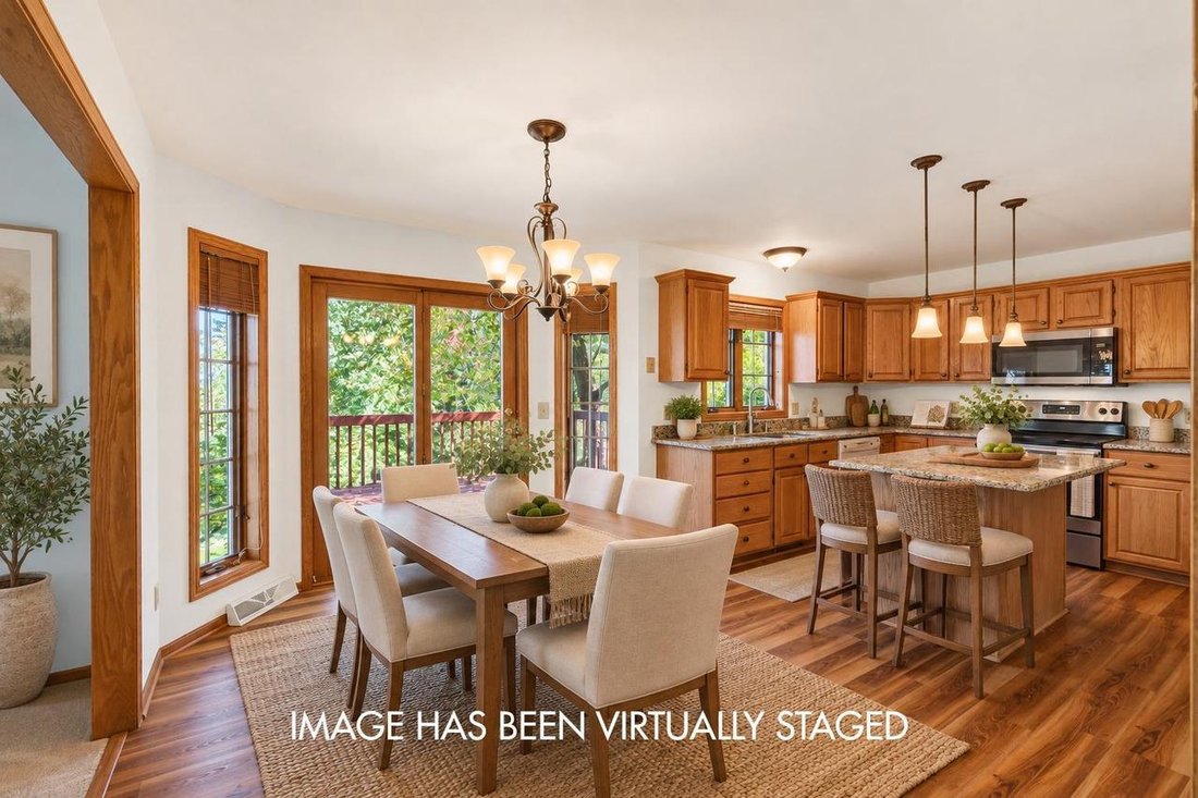 House in Oregon, Wisconsin, United States 3 - 19073548