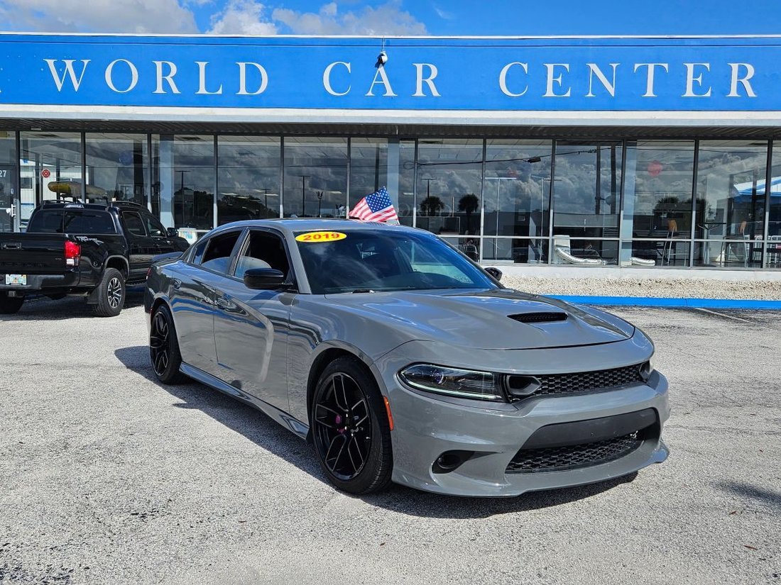 Sedan in Kissimmee, FL, United States 1 - 19075809
