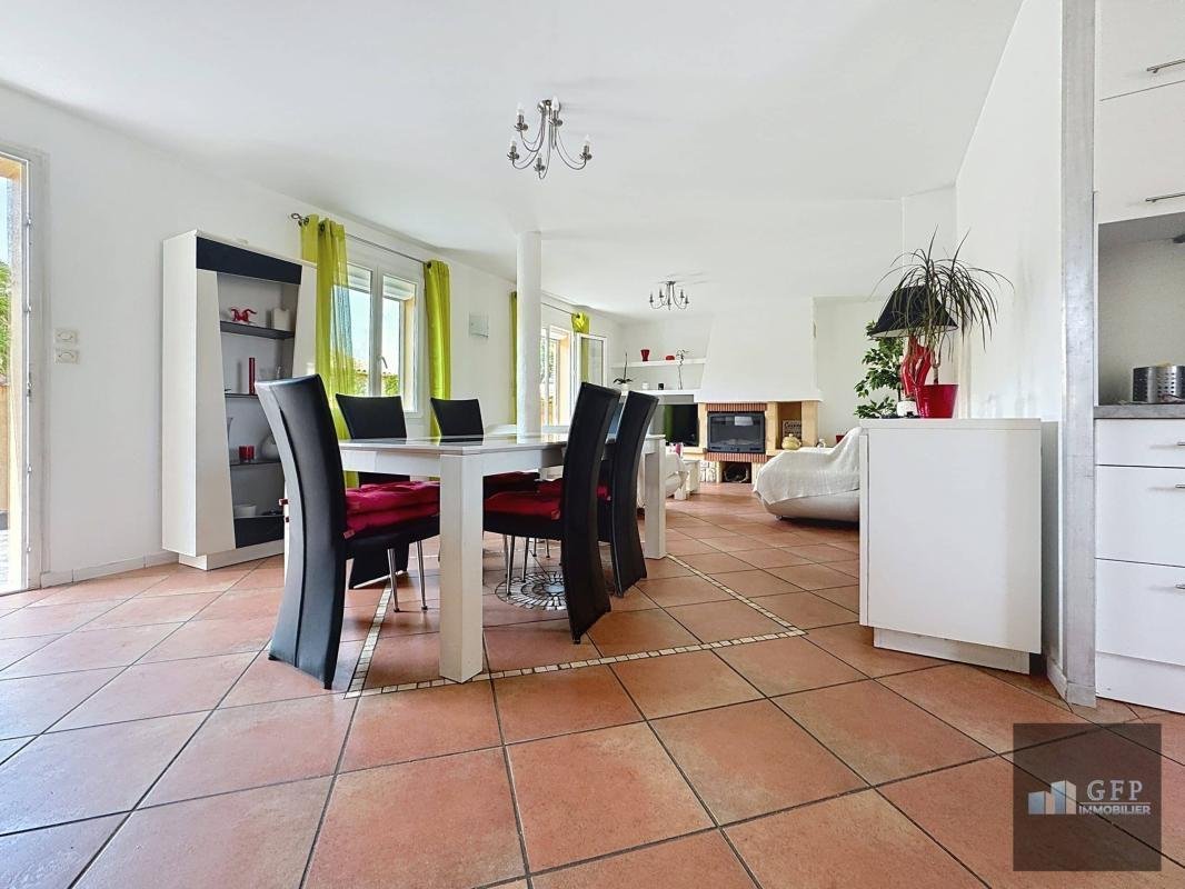 Villa in La Londe-les-Maures, Provence-Alpes-Côte d'Azur, France 3 - 19071053