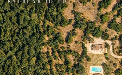 Estate in Cotignac, Provence-Alpes-Côte d'Azur, France 1